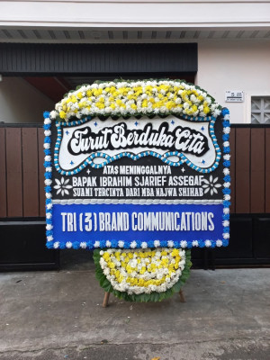 Papan Bunga Duka di Mutiara Timur